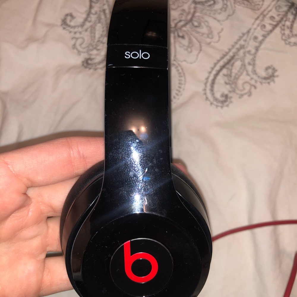 Beat solo headphones